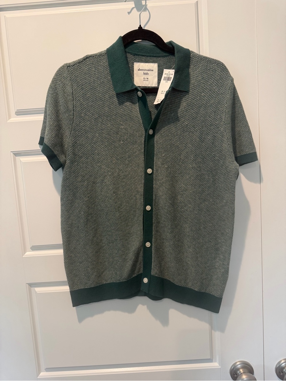 NWT Abercrombie & Fitch Kids Textured Knit Button Down Green Boys Size 13/14